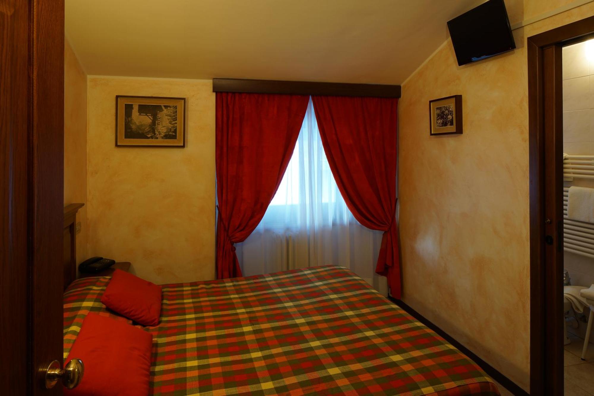 Hotel Al Caminetto Valtournenche Εξωτερικό φωτογραφία