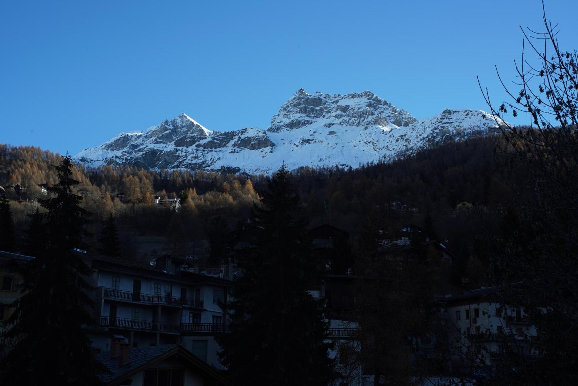 Hotel Al Caminetto Valtournenche Εξωτερικό φωτογραφία
