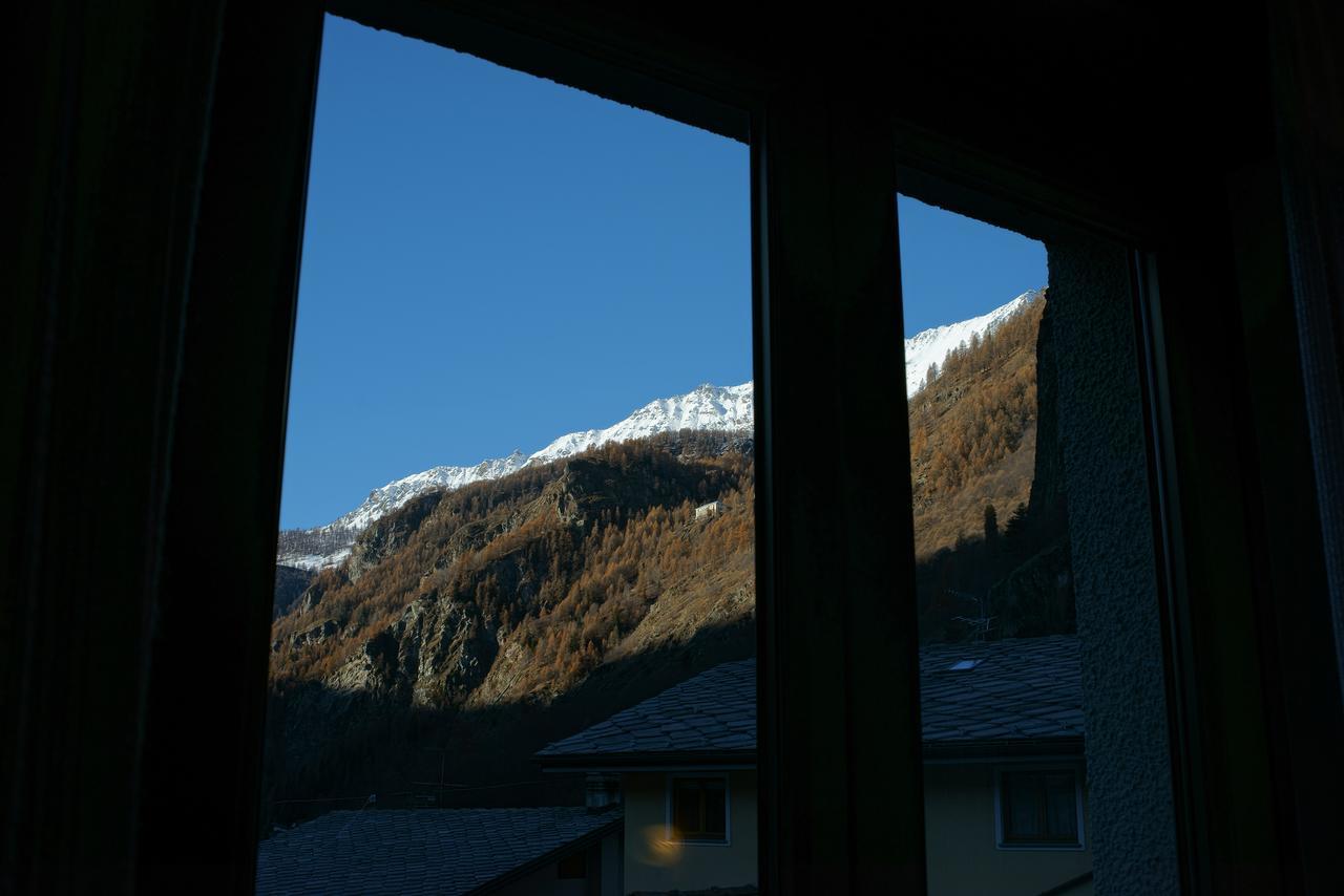 Hotel Al Caminetto Valtournenche Εξωτερικό φωτογραφία