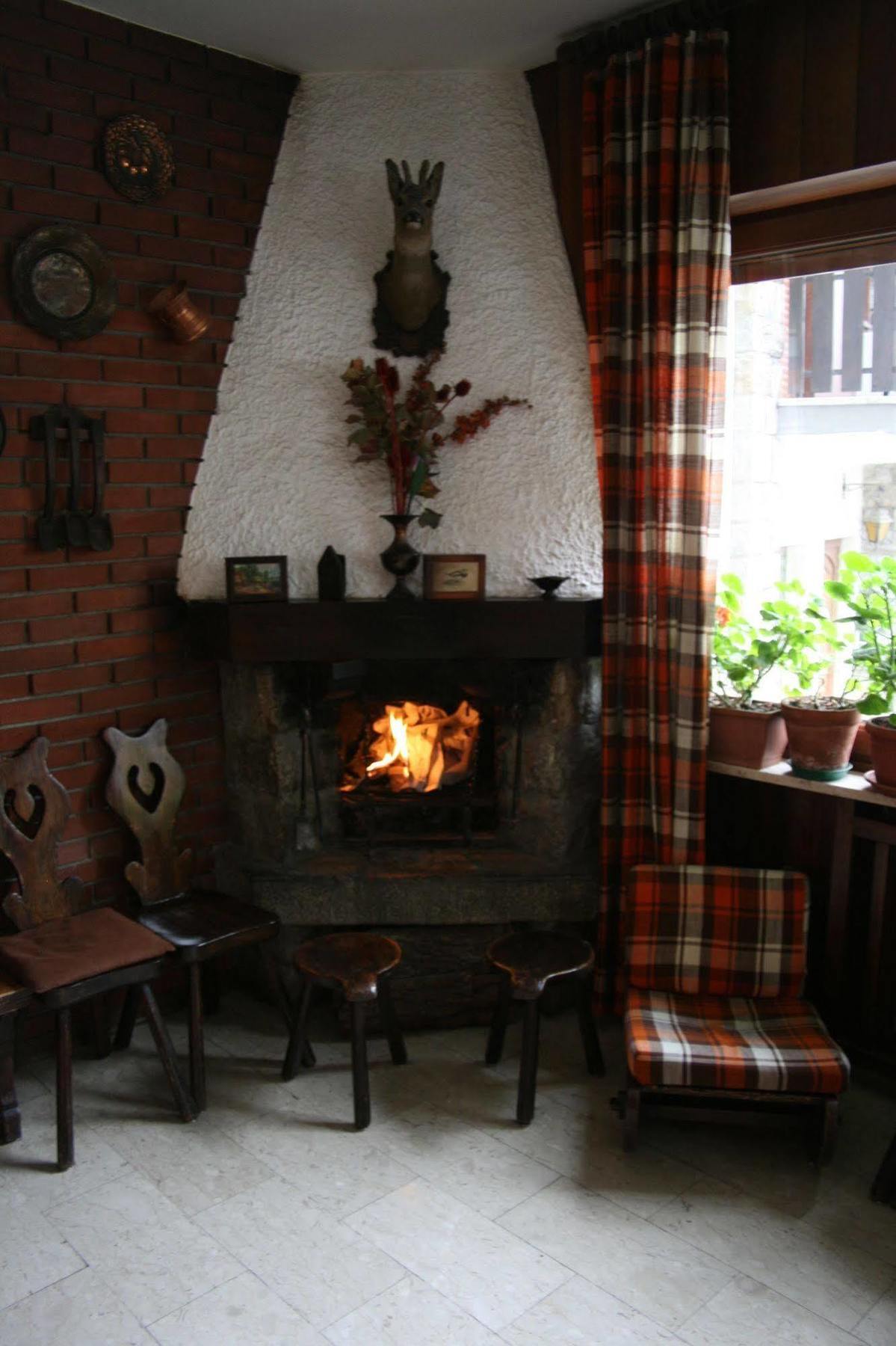 Hotel Al Caminetto Valtournenche Εξωτερικό φωτογραφία