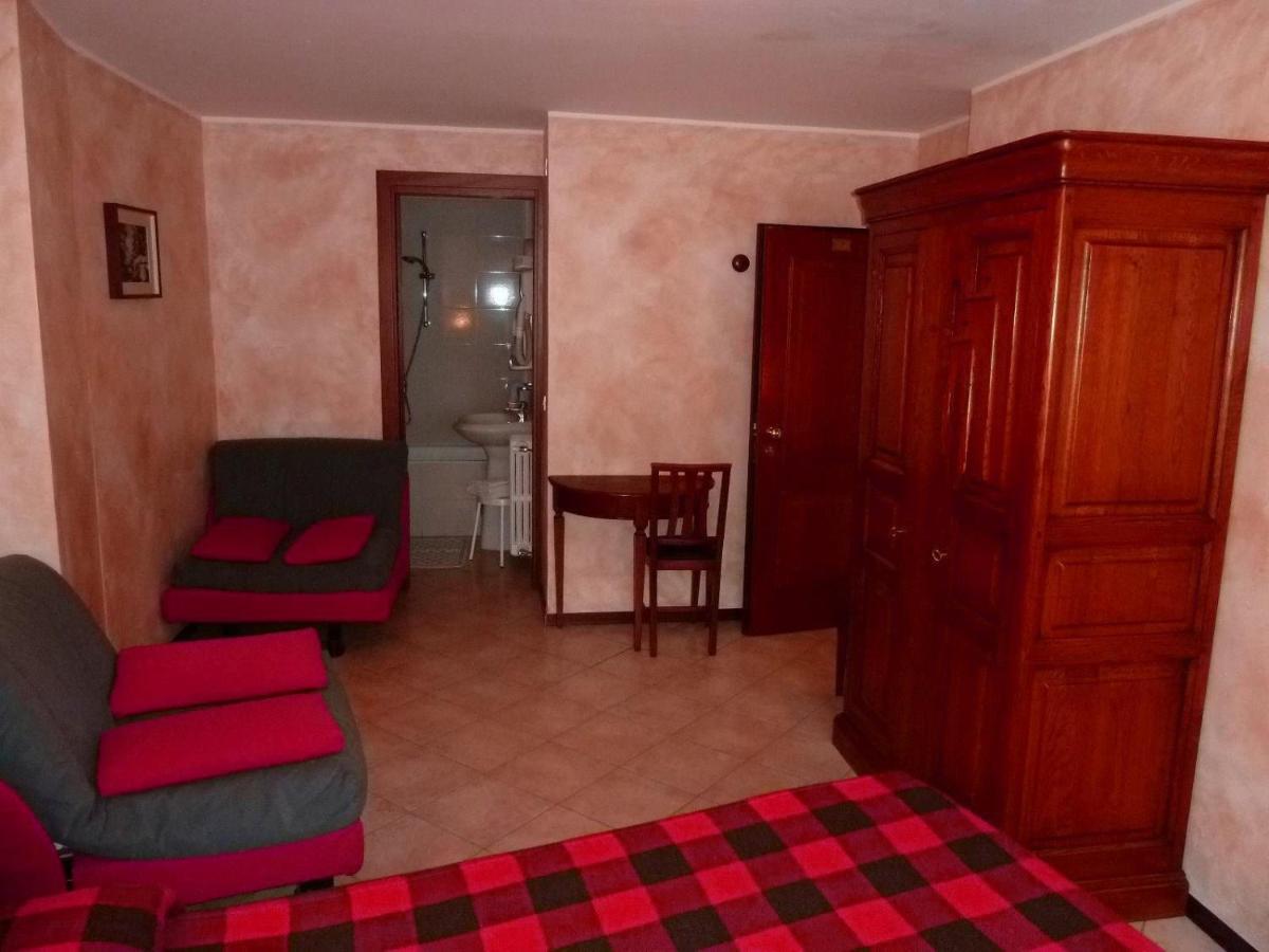 Hotel Al Caminetto Valtournenche Δωμάτιο φωτογραφία