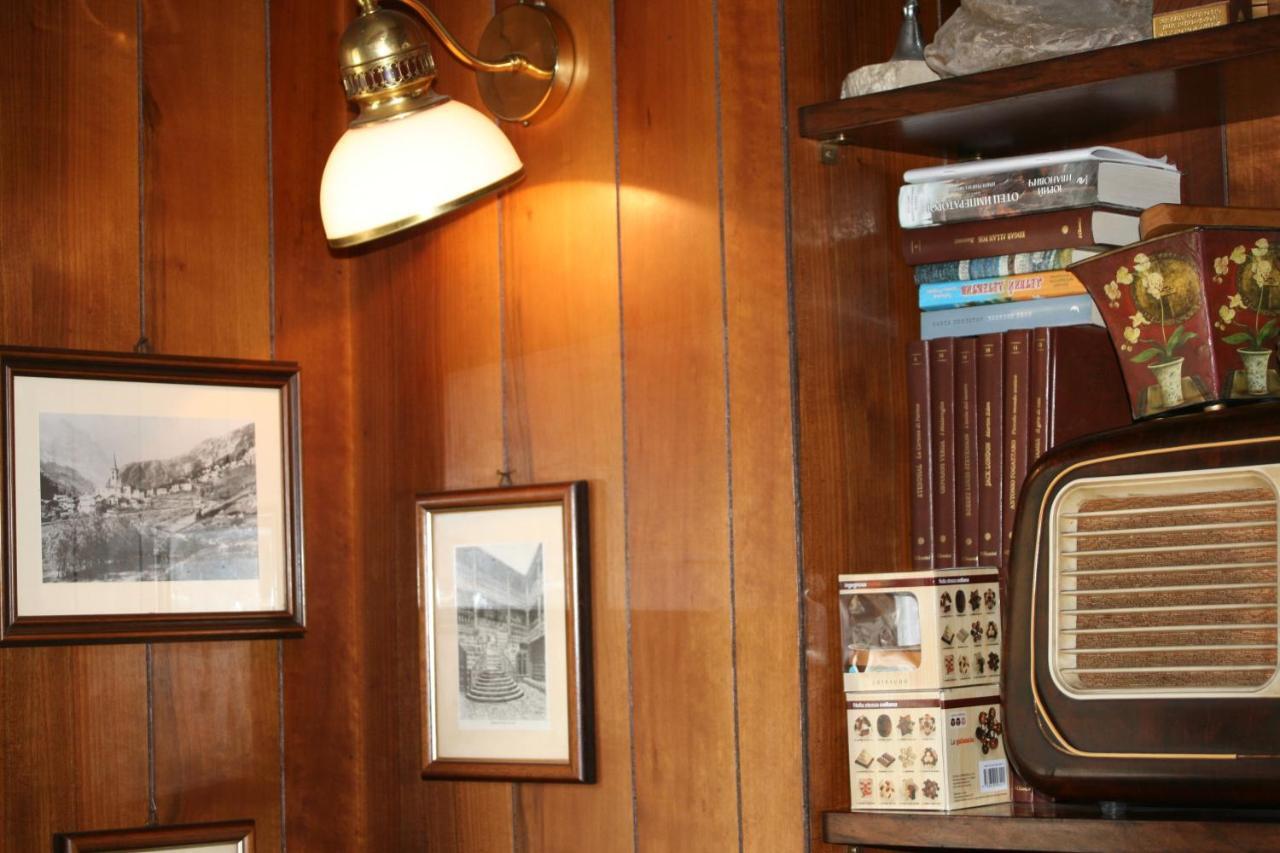 Hotel Al Caminetto Valtournenche Εξωτερικό φωτογραφία
