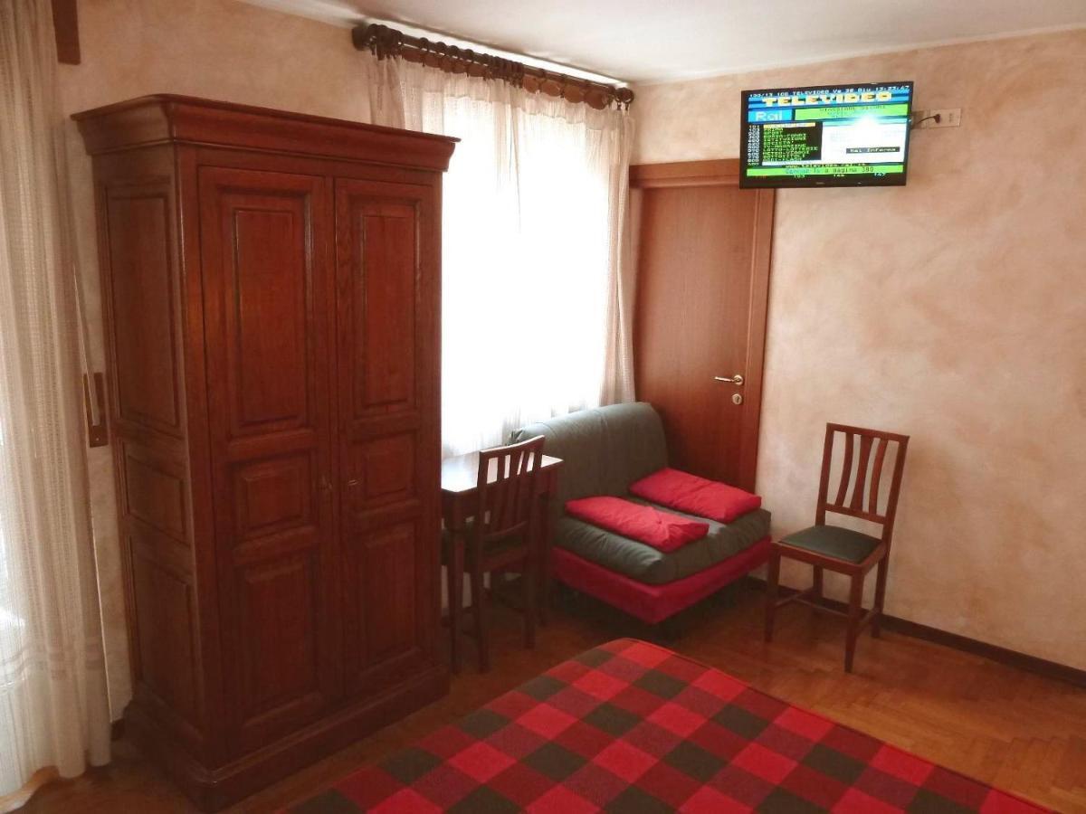 Hotel Al Caminetto Valtournenche Δωμάτιο φωτογραφία